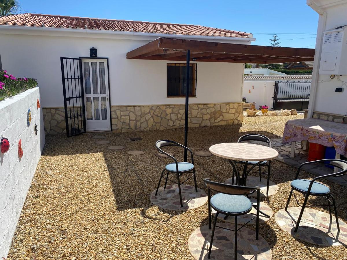 Casa Sol Y Luna Arboleas Exterior foto